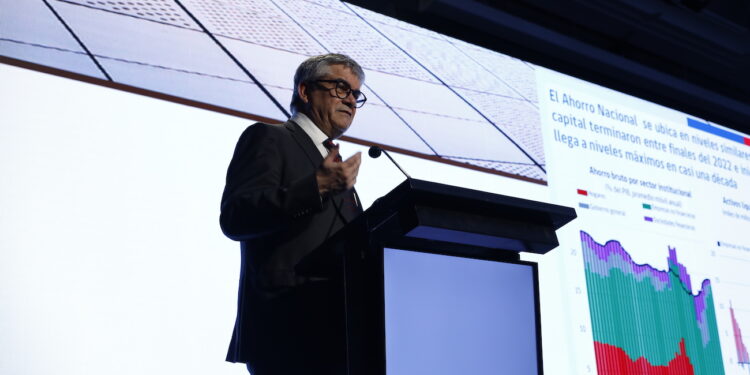 Ministro Marcel y recuperación del comercio exterior: “Ha vuelto a ser un factor dinamizador de la economía chilena”