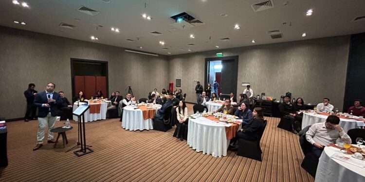 AII y Teck realizan lanzamiento de programa de simulación de licitación