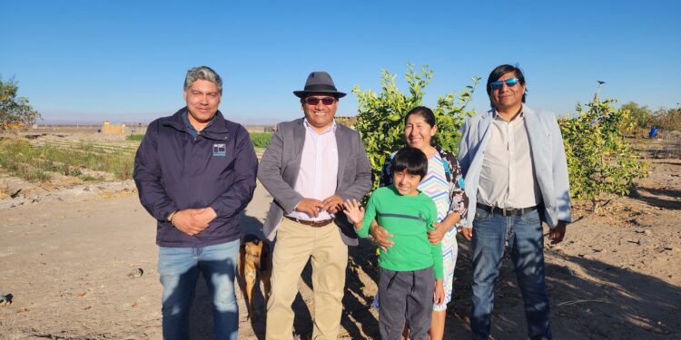 Familias de Huara serán beneficiadas con sistema fotovoltaico individual