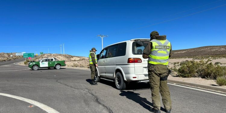 Balance de Carabineros de Tarapacá cursó 156 infracciones de tránsito el pasado fin de semana