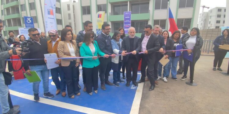 Ministro Montes entrega segunda etapa de megaproyecto urbano-habitacional en Alto Hospicio