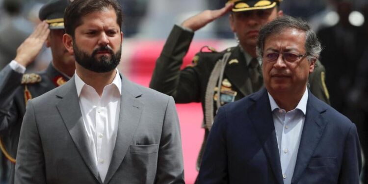 Boric conversó con Petro por crisis provocada por Maduro: «Es fundamental que se respete la soberanía del pueblo venezolano»