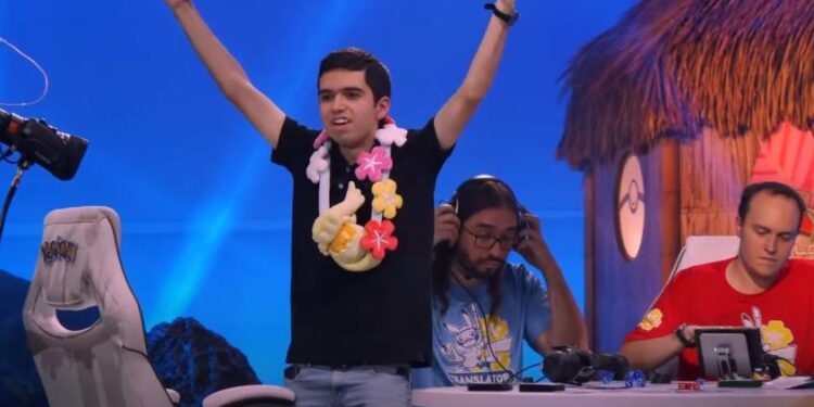 Iquiqueño Fernando Cifuentes gana Campeonato Mundial de Cartas Pokémon