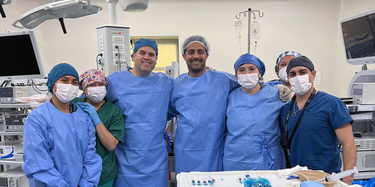 Hospital de Arica estrenó nueva técnica quirúrgica endoscópica para patologías gastrointestinales