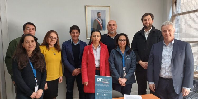 Mediación de Dirección del Trabajo pone fin a huelga en Aeropuerto de Santiago