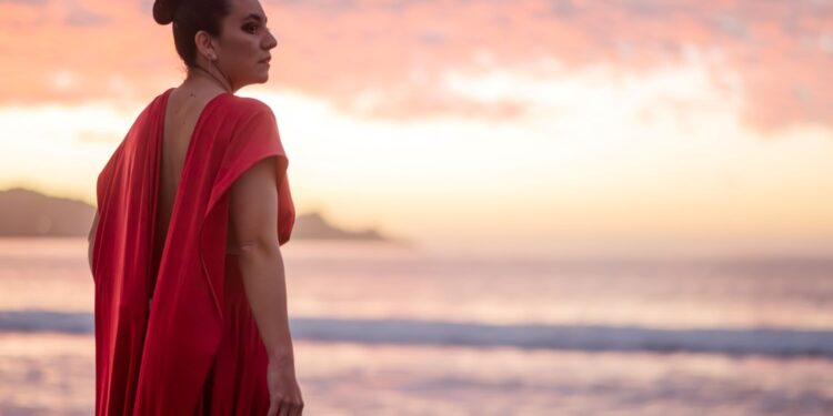 FINTDAZ impartirá una residencia de teatro de memoria para mujeres en Iquique