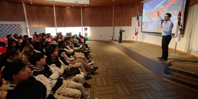 ITI e Inacap Iquique organizaron seminario de logística y operación portuaria