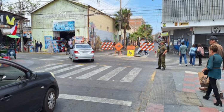 Aguas del Altiplano renueva colector público en calle Maipú