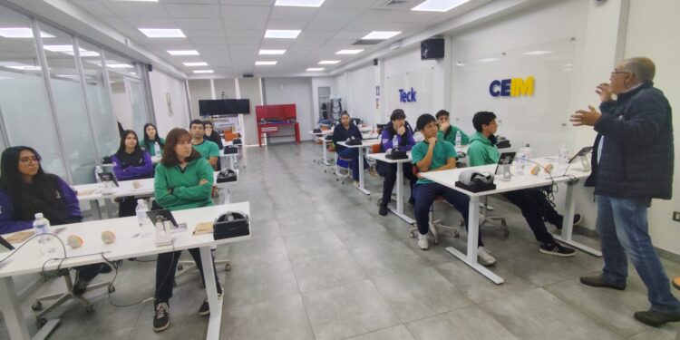 CEIM Iquique abre por primera vez sus puertas a la comunidad con Escuela de Oficios para la gran minería en Tarapacá