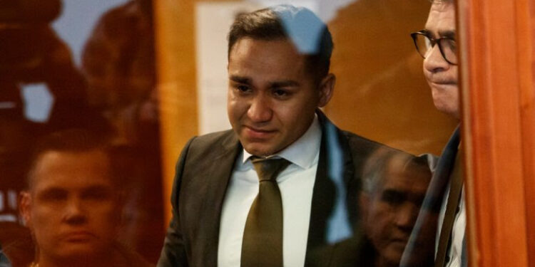 Vuelco en Caso Pío Nono: Carabineros reincorpora a Sebastián Zamora a casi cuatro años de darlo de baja