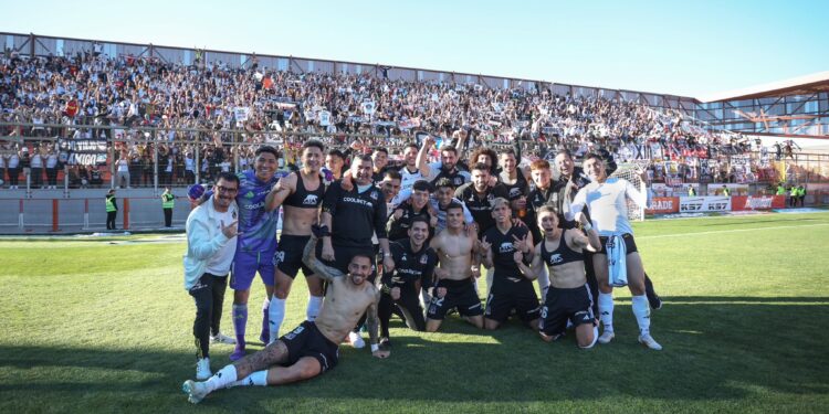 Colo Colo sigue en la pelea por el título del Campeonato Naciona