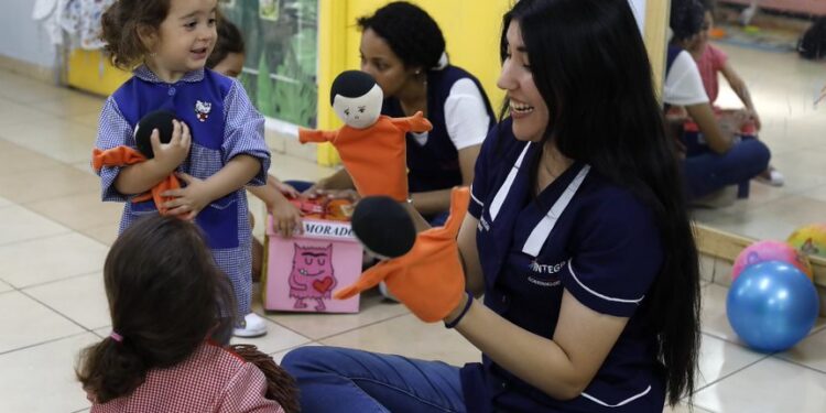 Atención Educadoras de Párvulos: Subsecretaría y EducarChile ofrecen cursos gratuitos
