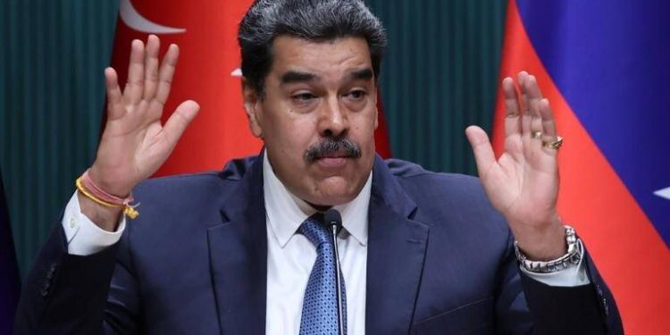 Tribunal en Argentina emite orden de captura contra dictador Nicolás Maduro por crímenes de lesa humanidad