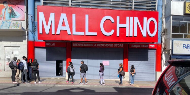 Expansión imparable: cómo los malls chinos conquistan Chile