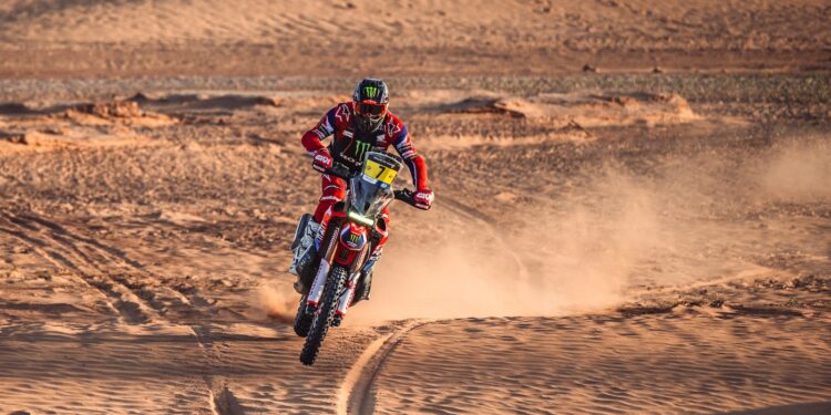 Pablo Quintanilla terminó cuarto en la segunda etapa y se acerca al podio del Rally de Marruecos