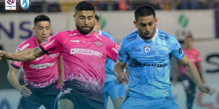 Los Diablos Rojos vencieron 2-0 a los Dragones Celestes