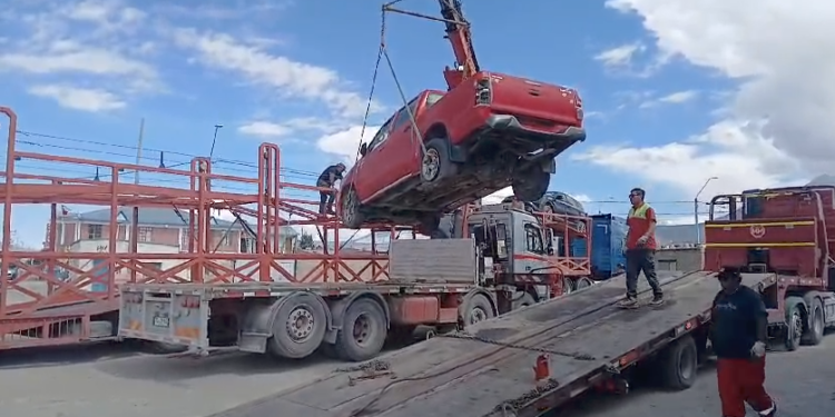 Comenzó etapa de repatriación de vehículos robados en Chile y que llegan a zonas transfronterizas, en este caso de Bolivia
