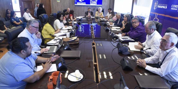 CORE busca fórmula para paliar déficit presupuestario que afecta el funcionamiento del Hospital de Iquique