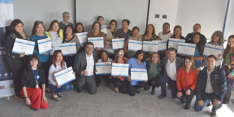 ChileValora certifica a las primeras cuidadoras de la Región de Tarapacá