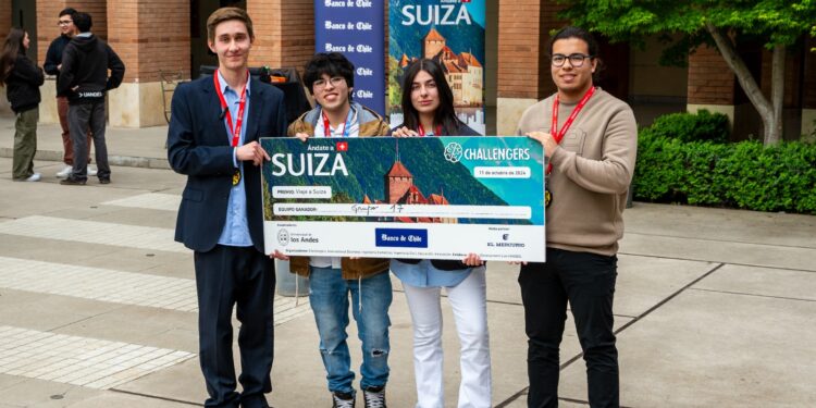 Competencia organizada por la U. de los Andes y Banco de Chile: Propuesta de alumnos de Rancagua, Valdivia y Santiago ganadoras de Challengers 2024