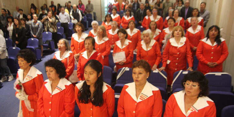 Con distinciones por años de voluntariado Damas de Rojo celebraron 50 años al servicio de la comunidad hospitalaria