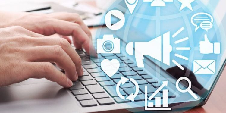 FOSIS y Microsoft Chile abren cupos extra para capacitarse en marketing digital ‘de cara’ a ventas navideñas