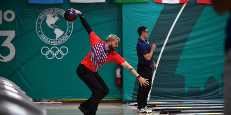 Asociación de Bowling de Iquique realiza su primera clínica deportiva
