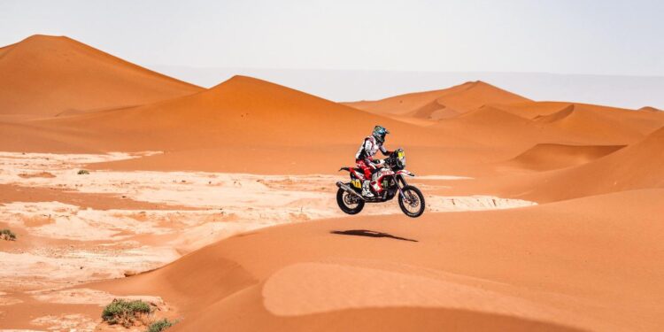 José Ignacio Cornejo pese a problema técnico avanza en el Rally de Marruecos