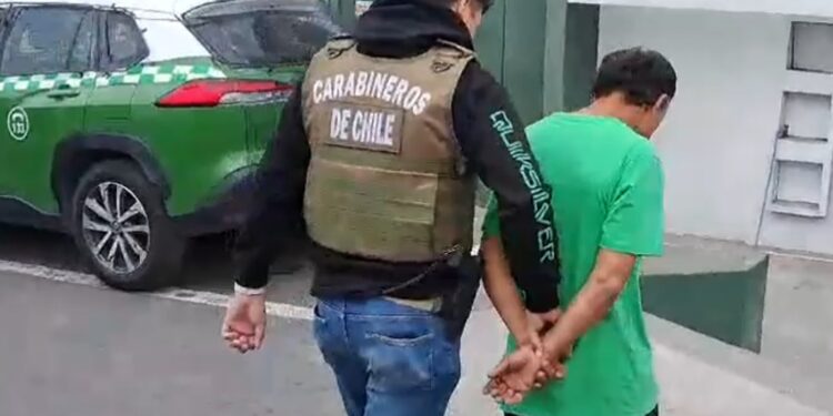 Carabineros detuvo en el centro de Iquique a prófugo con amplio prontuario policial