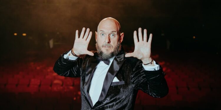 Andrés Parra se presenta en Chile con su espectáculo de stand-up ‘Venga que sí es pa’ eso’