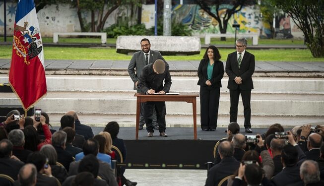 Presidente Boric firmó Proyecto de Ley de Reorganización y Condonación de Deudas Educativas y Nuevo Financiamiento para la Educación Superior