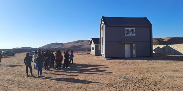 MINVU estudia incorporación de Viviendas Industrializadas en la región de Tarapacá