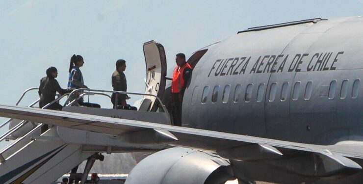 Cancillería anuncia vuelo humanitario para chilenos en el Líbano