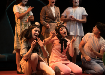 El FINTDAZ y la Escuela de Teatro UC impartirán una Masterclass de Teatro Musical Testimonial