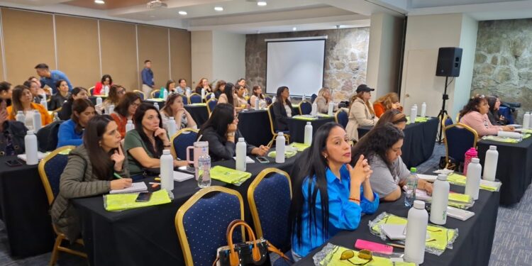 Comités paritarios de JUNJI Tarapacá se reúnen para analizar la seguridad 