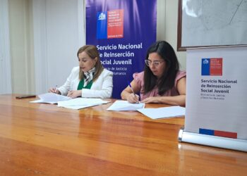 Servicio de Reinserción Social fortalece trabajo orientado a jóvenes a través de convenio con Injuv