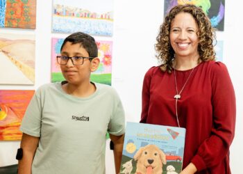 Niños y jóvenes del Instituto Teletón Iquique exponen sus creaciones en Sala de Arte Casa Collahuasi