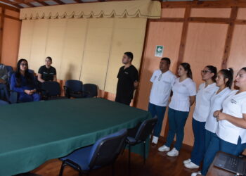 Técnicos en Odontología de la Santo Tomás llevan “Sonrisas Libres” a internas del CCP