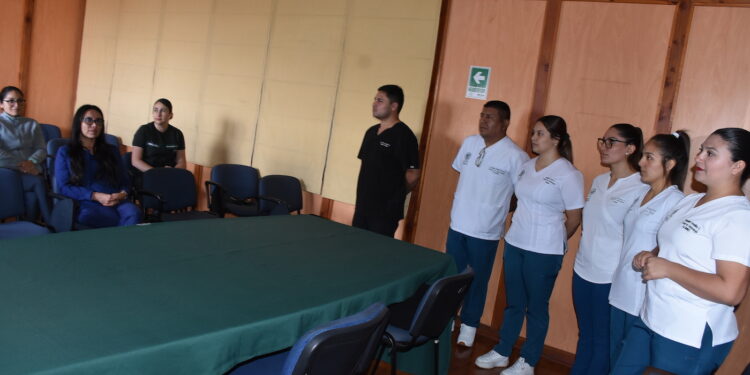 Técnicos en Odontología de la Santo Tomás llevan “Sonrisas Libres” a internas del CCP