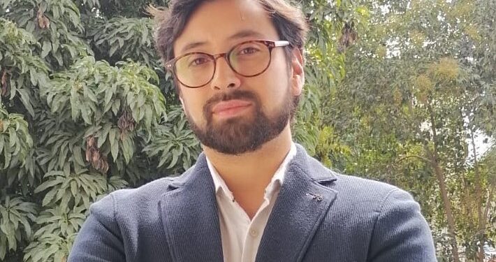 La física detrás de los tsunamis: comprender la fuerza de la naturaleza