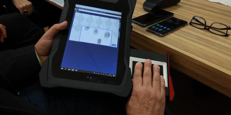 Gobierno de Tarapacá financiará la habilitación del Sistema ABIS para fortalecer el control migratorio