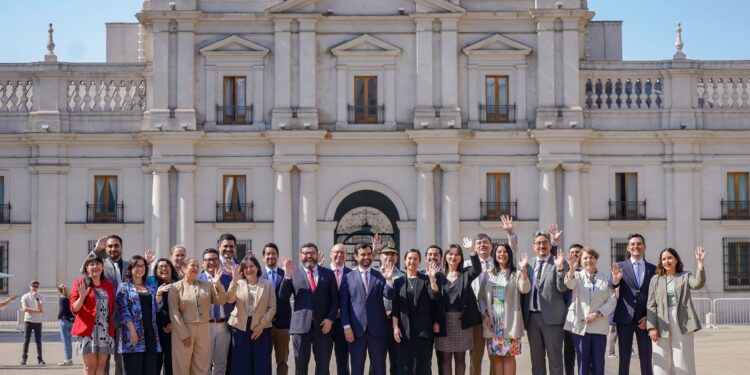 Ministerio de Justicia y Derechos Humanos actualiza lineamientos de gestión a servicios dependientes y seremis