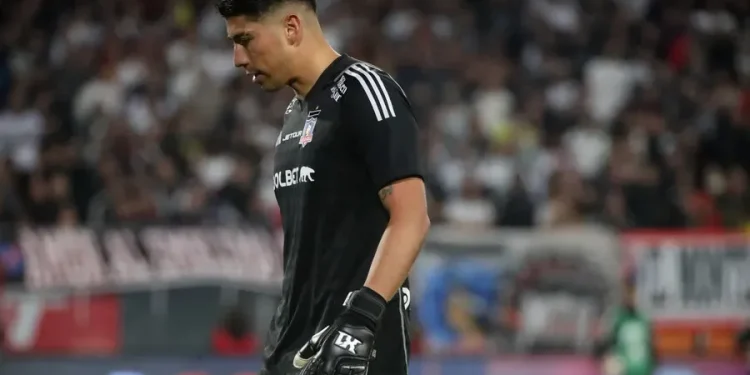 Ante la indefinición de iquiqueño Brayan Cortés: Colo Colo piensa en su «plan b» para el arco