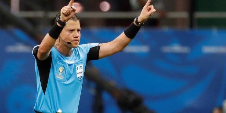 FIFA pone en la mira el VAR y usaría el «FVS»