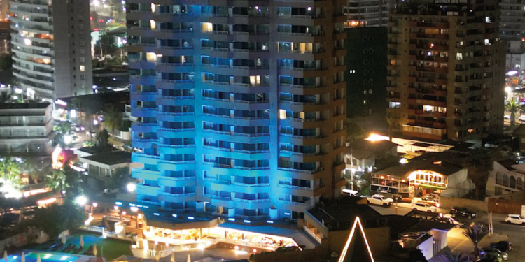 Dos destinos, una celebración: Recibe el nuevo año 2025 en el Norte de Chile con todo el estilo Terrado Hoteles