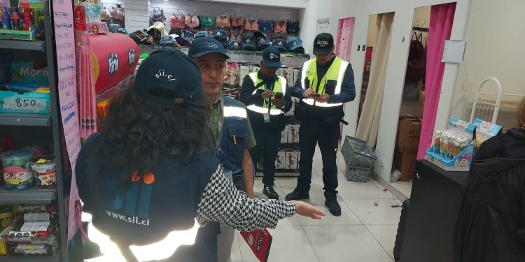 En fiscalización a los “Malls Chinos” detectan falta de cumplimiento a la normativa