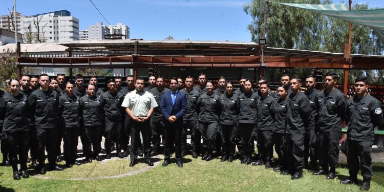 Nuevo contingente de Gendarmería inició su vida laboral en penales de Tarapacá