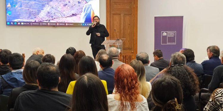 Destacados arquitectos encabezaron diálogos sobre el patrimonio de Tarapacá