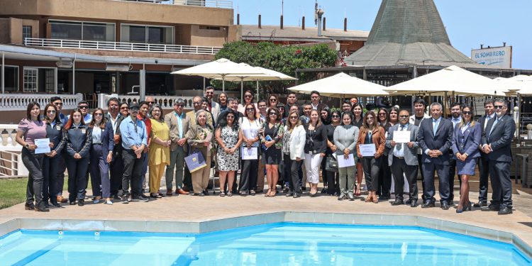 Ceremonia de certificación en Tarapacá reafirmó el éxito de Futuro Técnico y su proyección regional