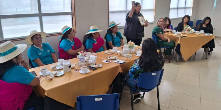 Educadoras y estudiantes de Educación Parvularia abordan desarrollo y desafíos de la Primera Infancia en Tarapacá